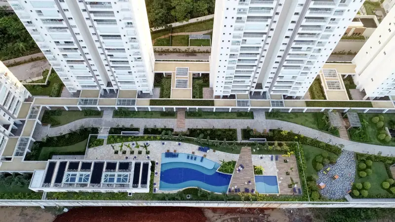 Vista aérea do paisagismo e das áreas de lazer, Jerivás, em imagem ilustrativa
